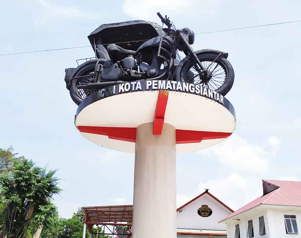 tugu-becak-siantar
